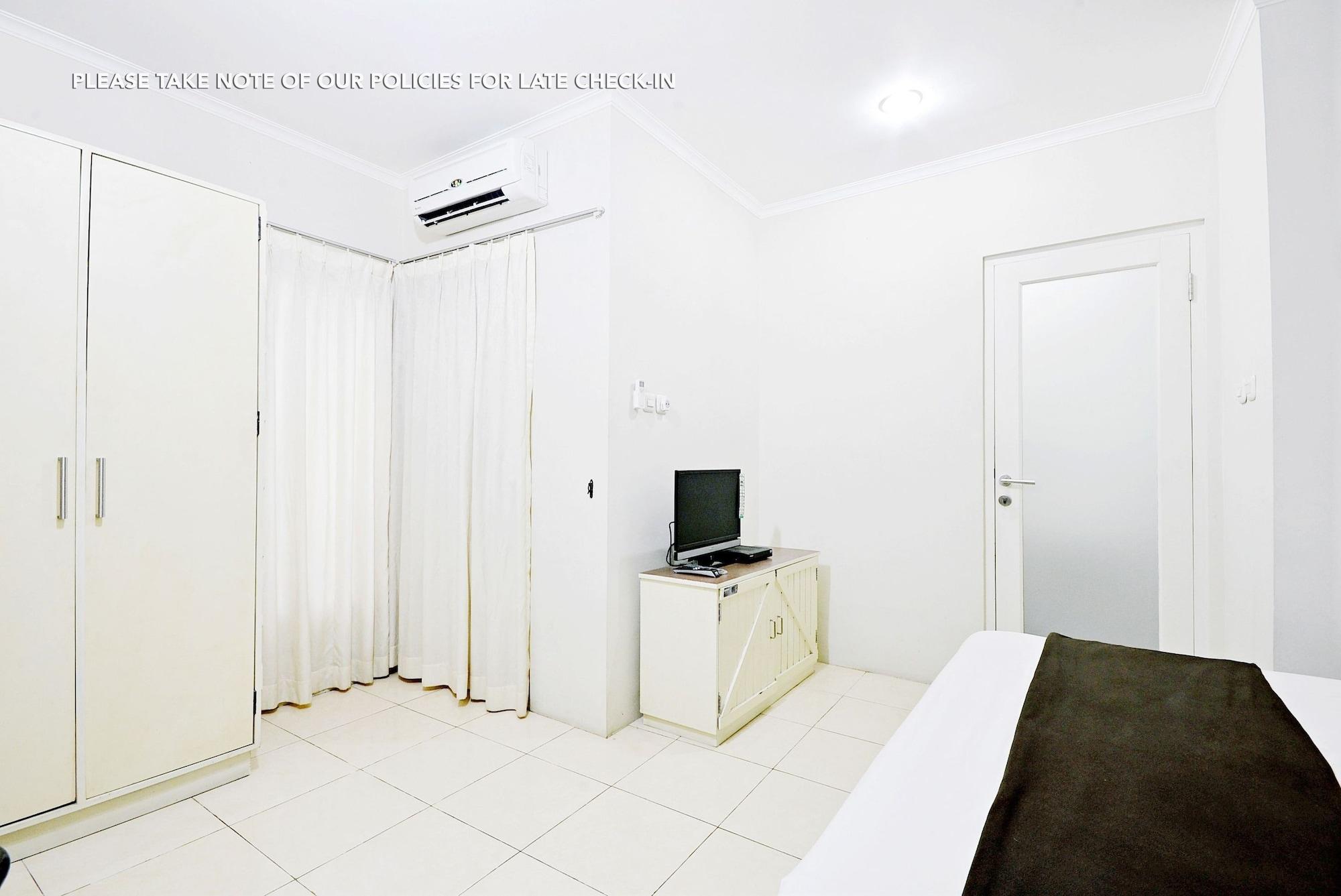 Zen Rooms Mampang Prapatan 雅加达 外观 照片