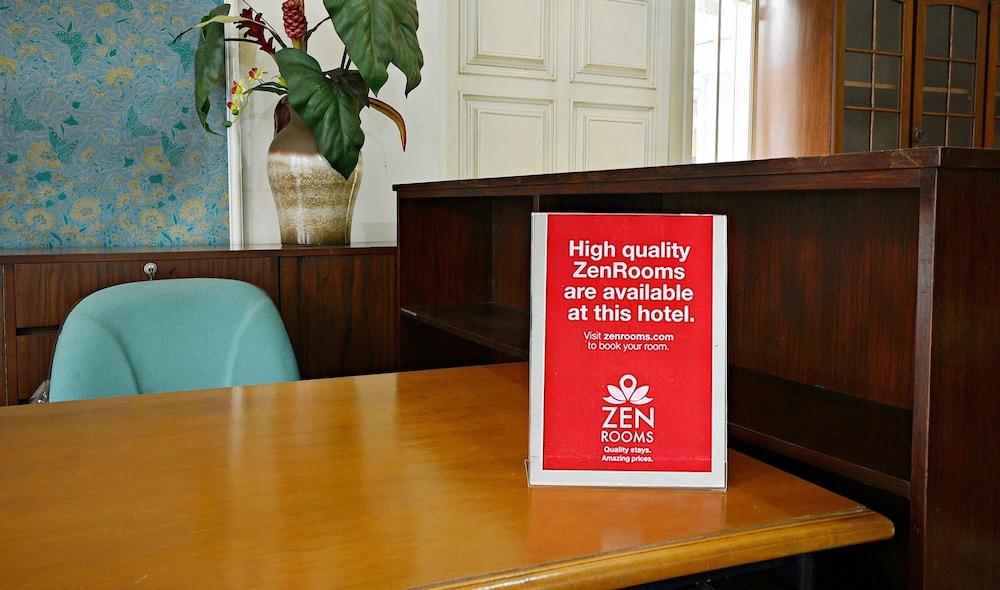 Zen Rooms Mampang Prapatan 雅加达 外观 照片